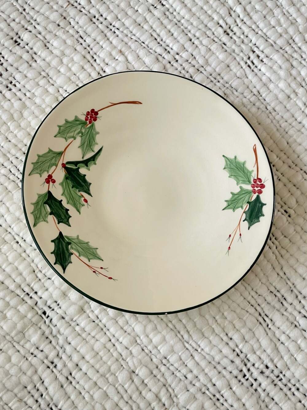 Casual Collection Holiday Holly Platter
